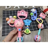 Bộ đồ chơi xúc xắc 7 món cho bé sơ sinh bằng nhựa cao cấp