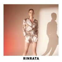 RINRATA - Jupiter Short กางเกงขาสั้น ผ้าพิมพ์ลาย พิเศษ ผ้าซิลค์ซาติน เอวยางยืด ใส่สบาย ชุดไปเที่ยว ไปทะเล