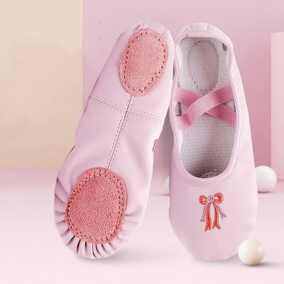 นักเต้นบัลเลต์ยิมนาสติกรองเท้าหัวแหลมสำหรับเด็กผู้หญิง,รองเท้าเต้นรำพื้นแบนรองเท้าแตะบัลเล่ต์ PU ปักลาย