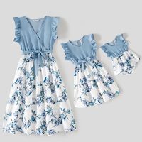 【YF】 PatPat Mommy and Me Floral Print Spliced Solid V Neck Ruffle Trim Sleeveless Dresses