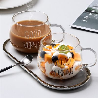 【High-end cups】1ชิ้นจดหมายพิมพ์ใสสร้างสรรค์แก้วกาแฟชาแก้วเครื่องดื่มขนมอาหารเช้านมถ้วยแก้วแก้วจับ Drinkware
