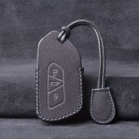 Leather Car Key Cover For VW Volkswagen Golf 8 Mk8 2020 Skoda 3 Buttons Smart Keyless Remote Control Fob Cases Keychain Holder Key Chains