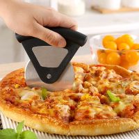 Stainless Steel Round Wheel Cutting Knife For Pizza With Lid Roulette Roller Dough Slicer Cutter Pastry Baking Tool Accessories