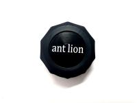 ส่งด่วนเคอรี่!!! ฝาปิดกระปุกปั๊มบน Ant lion สีดำ  อุปกรณ์แต่งรถ อะไหล่แต่งรถ อะไหล่มอเตอร์ไซค์ มอเตอร์ไซค์ ของแต่ง ฝาปิดกระปุกปั๊ม ฝาปิดกรุะปุก