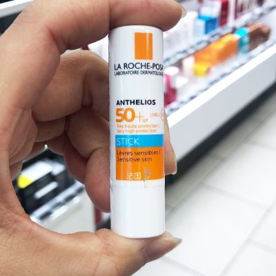 Spot La Roche-Posay special care sunscreen lip balm spf50 antheliso sensitive parts 4.7ml