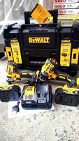 ชุดสว่านกระแทกและไขควงกระแทกไร้สาย  DEWALT 18V รุ่น DCK266M2T ชุดเซ็ทไร้แปรงถ่านสุดคุ้ม อุปกรณ์ครบชุด แท่นชาร์จและแบตเตอรี่พร้อมใช้งาน