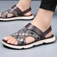 Sandals for men in summer, wearing soft new latex pads, soft soles, outdoor casual beach shoes, driving dual purpose sandals and