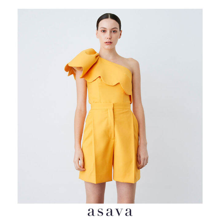 asava-ss22-scallop-draped-blouse-เสื้อผู้หญิง-อาซาว่า-ไหล่เดียวแต่งเดรป-ชายฉลุ