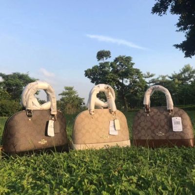 2023 new 2022 Counter Ladys Model F27583 Eight Colors Cow Leather Pvc Fashion Classic Shell Bag Handbag Shoulder Bag Messenger Bag