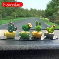 Houseeker เรซิ่นรถกระบองเพชรเครื่องประดับกระต่ายในกระถางอัตโนมัติศูนย์อุปกรณ์คอนโซลสก์ท็อปตุ๊กตาของขวัญขนาดเล็กเค้กเบเกอรี่ของเล่นตกแต่ง