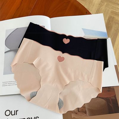 【Wrist watch】 Seamless Women 39;s Panties Underwer Silk Female Ladies Briefs Breathable Underpant Panty ！