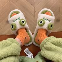 [A NEW HOT]2021ผู้หญิงรองเท้าแตะในร่มบ้าน Antiskid รองเท้าแตะผ้าฝ้าย FrogCute ด้านล่างนุ่ม WarmToe รองเท้าแตะตุ๊กตาผู้ชาย