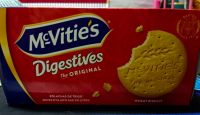 McVities Digestive บิสกิตข้าวสาลี นำเข้าจากประเทศอังกฤษ แมคไวตี้ส์ไดเจสทีฟบิสกิตข้าวสาลี