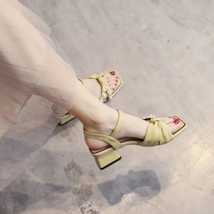 รองเท้าแตะผู้หญิง-2023-ใหม่สวมใส่ด้านนอกอ่อนโยนสไตล์นางฟ้ากับกระโปรงรองเท้าส้นสูงสายรัดกลางแมทช์ลุคง่ายดูอ่อนเยาว์และสวยงาม
