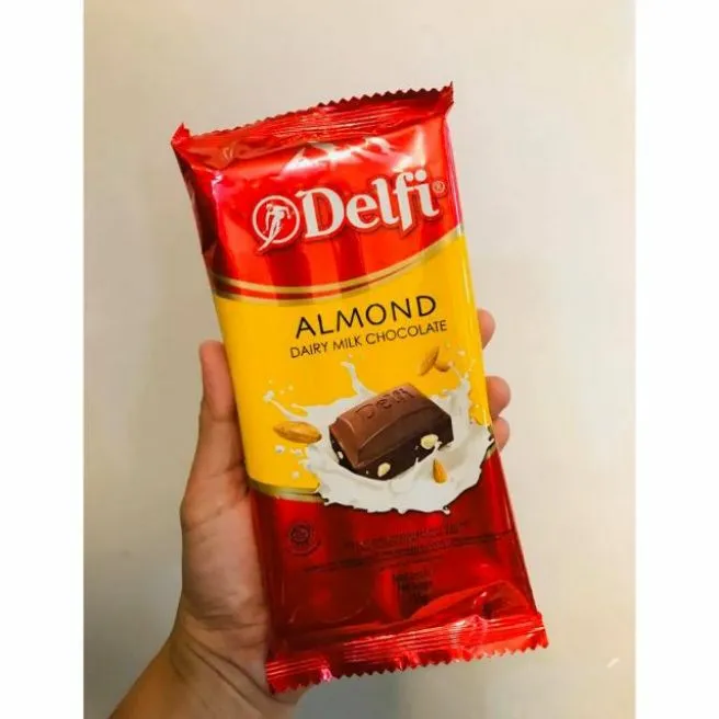 Delfi Almond Dairy Milk Chocolate | Lazada PH