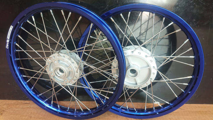 ล้อน้ำเงินขอบเรียบ1-40x2-ดุมเดิมสีบรอนซ์-ใส่-w125r-x-s-รุ่นมีเฟืองไมล์