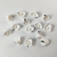 50pcs White Color Flat Bottom Porcelain Ceramic Flowers Material Handmade Jewelry DIY Earrings For Wedding Making Accessories