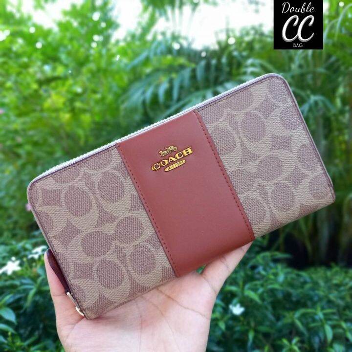 (แท้ 💯‼ Factory) ACCORDION ZIP WALLET IN COLORBLOCK SIGNATURE CANVAS