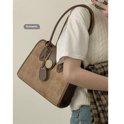 [COD] Export niche design underarm bag women 2022 winter new matte tote all-match simple shoulder