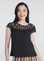 Jousse Blouse จูส เสื้อเบลาส์ สีดำ ตกแต่งลูกไม้ (JP3BBL)