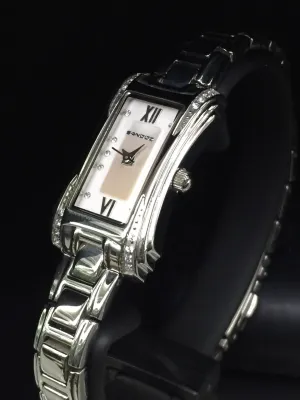 นาฬิกาข้อมือผู้หญิง SANDOZ รุ่นSD99268SS02 ตัวเรือนสี่เหลี่ยมประดับคริสตัลและสายนาฬิกาสีเงิน หน้าปัดสีขาว รับประกันแท้ 100 %