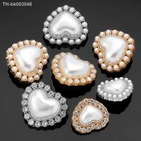 ☂ 6Pcs/lot 23/30mm High-end heart-shaped love shape pearl button cashmere coat sweater female decorative buttons C214