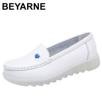 【LZ】 BEYARNE2019 New Women Flat Leather Shoes Casual White Wedge With Soft Bottom Slip On Love Heart Comfortable Mom Nurse Work Shoes