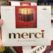 SOCOLA HỖN HỢP MERCI FINEST SELECTION 250G