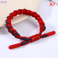 ?【Lowest price】SUTAI สร้อยข้อมือสิงโตน้อยสะท้อนแสงโฮโลแกรมคู่สีดำและสีขาว