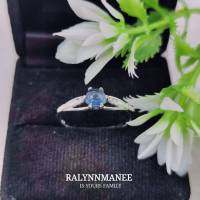 R6477 แหวนพลอยไพลินเผาเก่าแท้ ( Blue sapphire ) ตัวเรือนเงินแท้ 925 ชุบทองคำขาว ไซส์ 58 แก้ไซส์ฟรี