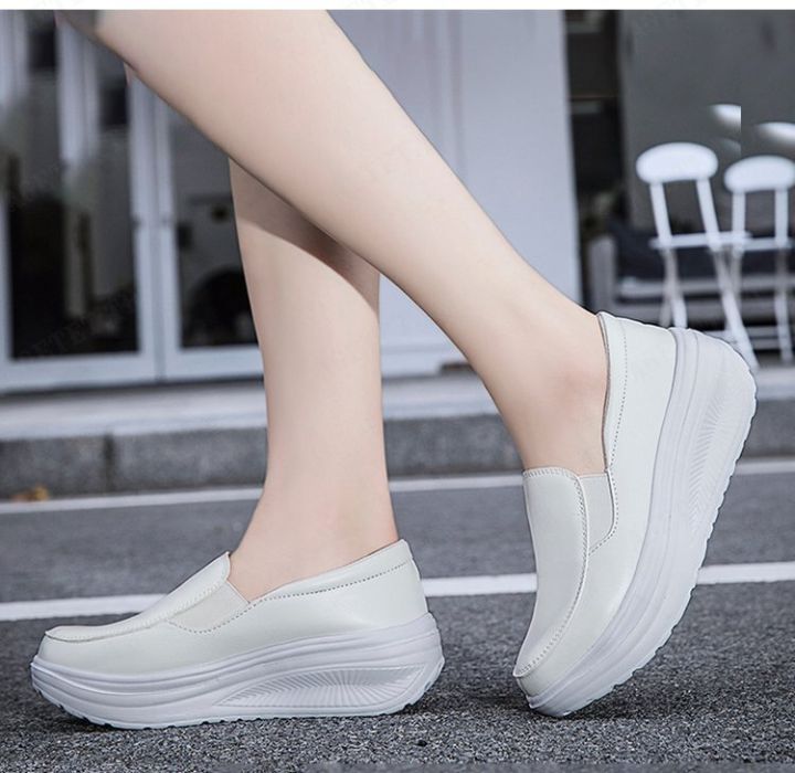 agetet-รองเท้าผู้หญิงสีขาวสไตล์เนอร์สคนหน้าผากสูงพื้นหนา