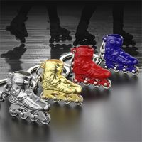 COD DSFGRTUTYIII New 4 Color Mini Roller Skates Keychain Boy Student Backpack Pendant Sport Design Stainless Steel Ice Skates Keyring For Boyfriend Gifts