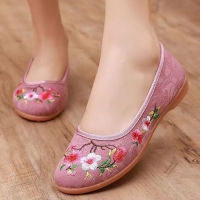 New Old Beijing Cloth Shoes Versatile Womens Embroidered Shoes Soft Sole Non-slip Breathable Work Shoes Explosive Foreign Gas Mom Single Shoes