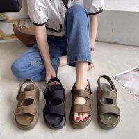 【ready stock】Open-toed platform sports sandals womens hook and loop flat-bottomed Roman shoes