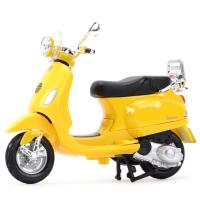 รถของเล่นของเล่นแบบจำลองรถมอเตอร์ไซค์ Maisto 1:18 2013 Vespa LXV ของสะสมสีเหลือง Piaggio