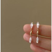 emmy crystal - morning.earrings