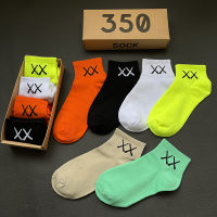 4 PairsBox Fashion XX Socks Crew Male Tide Street Europe 350 Style Hip Hop Match Tidal Socks Men and Women Personality Socks