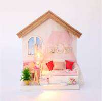 Kids castle บ้านตุ๊กตา DIY หลังสีชมพู มาพร้อมเฟอร์นิเจอร์ มีไฟสวยงาม