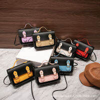 ㊖ กระเป๋าไทยเคมบริดจ์สีตัดกัน women handbags2021 ใหม่กระเป๋าสาวกระเป๋าผู้หญิงกระเป๋าเล็กขายส่งกระเป๋าศัพท์มือถือ