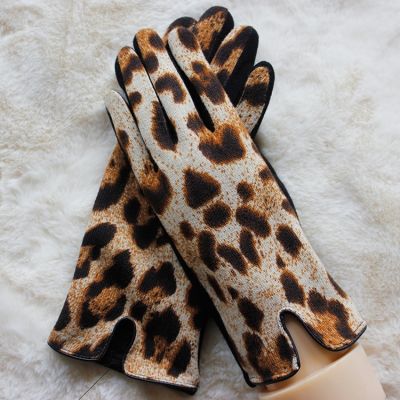 Women Winter Fashion Leopard Print Keep Warm Touch Screen Gloves Plus Velvet Inside Drive Windproof Thin Section Soft Gloves