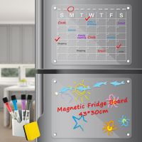 ⊙◆✉ Acrylic Refrigerator Magnet Magnetic Fridge Calendar Set with 4 Markers Pen Holder Reusable Clear Fridge Magnet Board Calendar