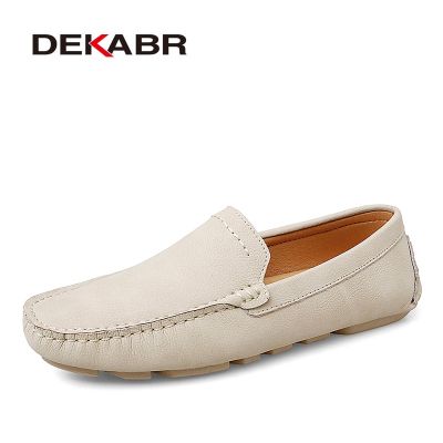 DEKABR รองเท้าลำลองในฤดูร้อนแบบแฟชั่นขนาดพิเศษ38-47รองเท้าโลฟเฟอร์ผู้ชาย,รองเท้าคลาสสิกน้ำหนักเบารองเท้าขับรถรองเท้าส้นเตี้ยกันลื่น