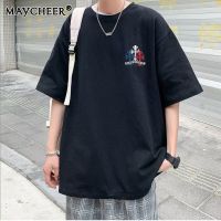 MAYCHEER   เสื้อยืดผู้ชายชุดแขนสั้นแฟชั่นใหม่พิมพ์ลายคอกลมหลัง