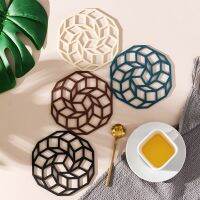 High-end MUJI Nordic simple ins thermal insulation anti-scald table mat kitchen household creative hollow plate mat coaster pot mat bowl mat