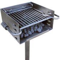 Titan Attachments : TTAAMZ001* เตาสำหรับปิ้งย่าง Heavy Duty Park Style Charcoal Grill