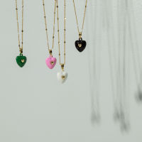 Glossy heart necklace