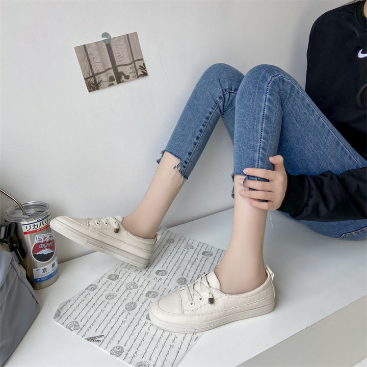 รองเท้าลำลองสำหรับผู้หญิงสีขาวรองเท้าผ้าใบพรีเมี่ยมนำเข้ารองเท้าสีขาวเทรนด์เกาหลี