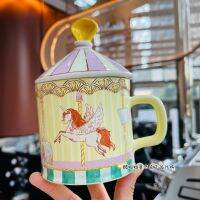 Starbuck 2022ฤดูร้อนสนุกสวนสนุก Merry Go รอบถ้วยดื่มเซรามิกที่มีสแกลลอปกวนบาร์