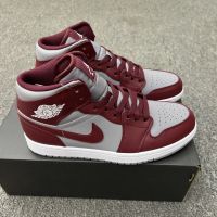 2023Original J1 Mid High cut Basketball Shoes Casual Sneakers For Men Women RedGrey