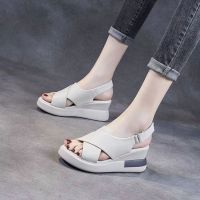 The new 2023 thick wedge bottom fish sponge cake mouth sandals female Velcro one word type mother cingulate wedges sandals women